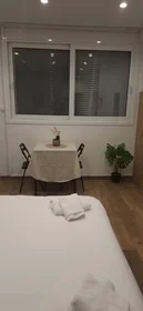 Dairenin tamamı konumu Panagiotou Anagnostopoulou, Athens, 9 10 görüntüsü