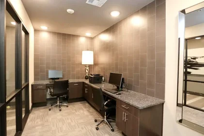 Quarto privado em South Garrison Road, imagem 20 de 23