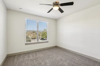 Quarto privado em Corinth Parkway, imagem 15 de 49