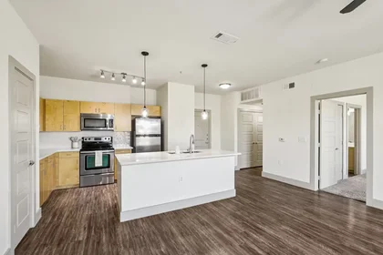 Quarto privado em Corinth Parkway, imagem 17 de 49