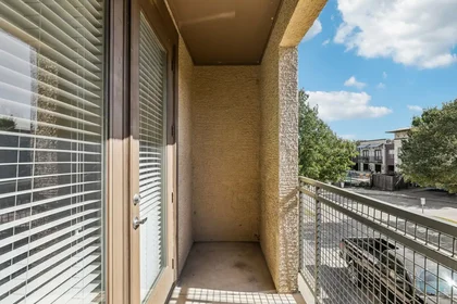 Quarto privado em Corinth Parkway, imagem 21 de 49