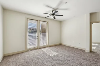 Quarto privado em Corinth Parkway, imagem 28 de 49