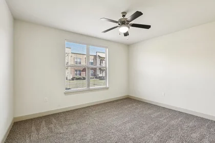 Quarto privado em Corinth Parkway, imagem 5 de 49