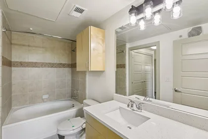 Quarto privado em Corinth Parkway, imagem 46 de 49