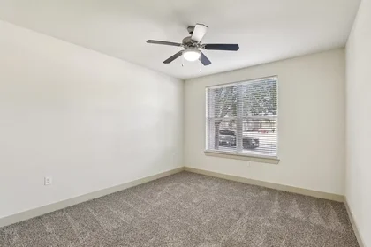 Quarto privado em Corinth Parkway, imagem 6 de 49