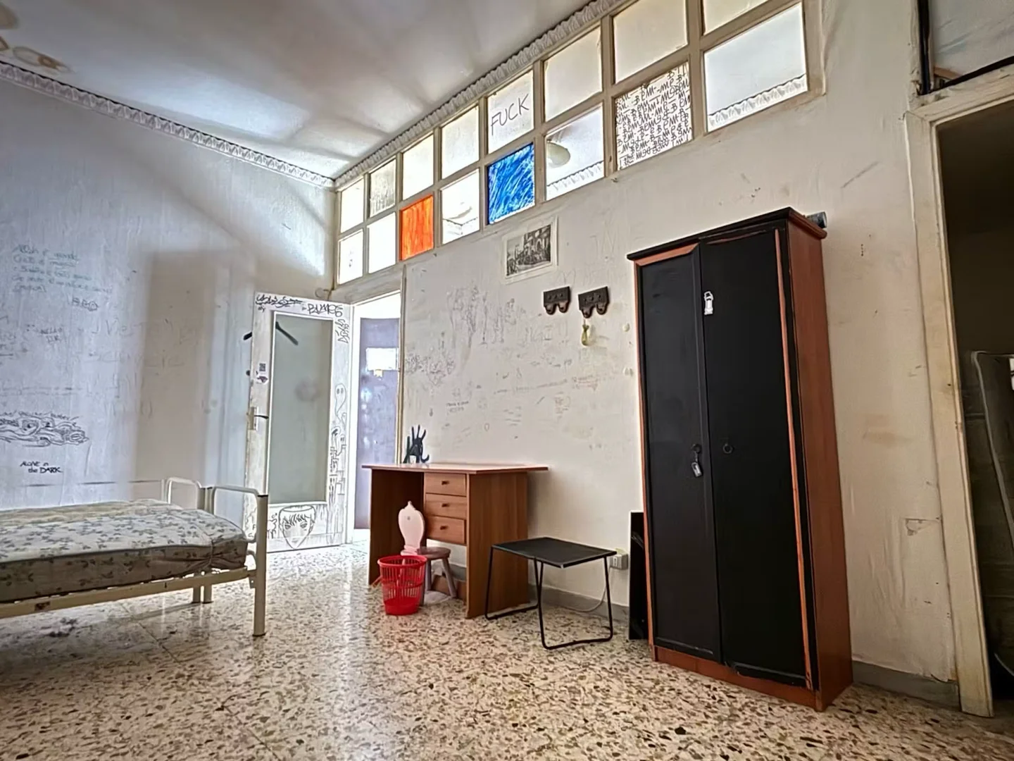 Camera per studenti in  con servizi moderni