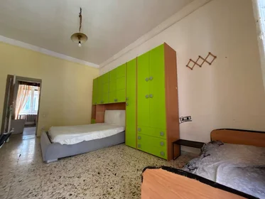 Stanza privata in Fondaco San Paolo, Decumani, immagine 9 di 10