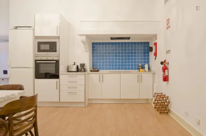 Quarto privado em Rua de São Nicolau, imagem 11 de 20