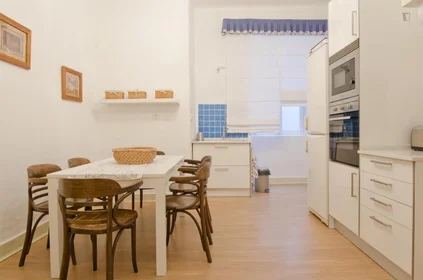Quarto privado em Rua de São Nicolau, imagem 12 de 20