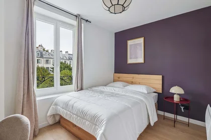 Quarto privado em 2 Rue de Sèvres, 92100 Boulogne-Billancourt, France, imagem 1 de 10