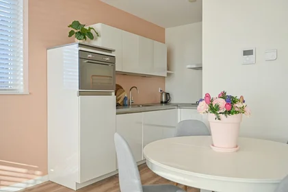 Dairenin tamamı konumu Alexanderstraße, 11 19 görüntüsü