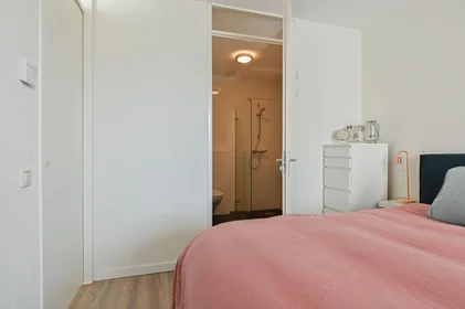 Privatzimmer in der Kirchenallee, bild 14 von 19