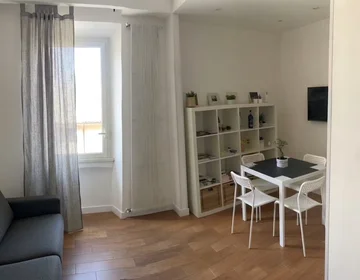Alojamiento entero en Via Garibaldi, Portuense, imagen 6 de 10
