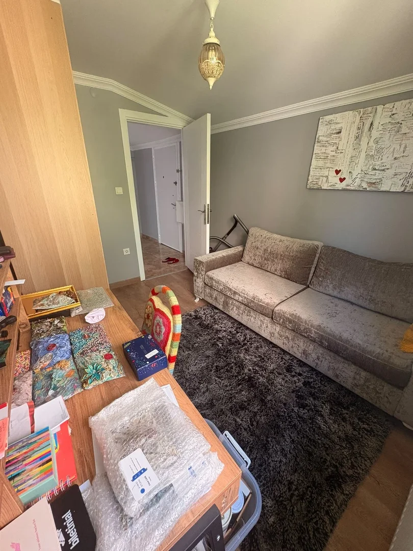 Chambre d'étudiant fonctionnelle parfaite pour étudier dans 