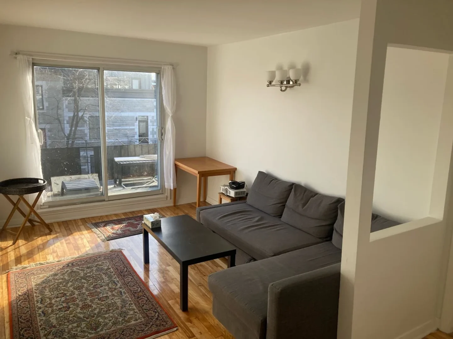 Rue Clark 5335
