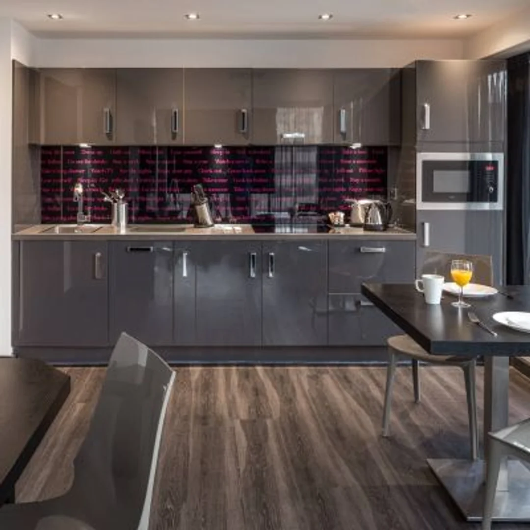 Student-friendly studio with excellent transport links in