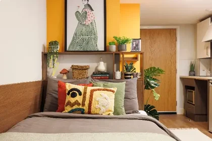 Quarto privado em residência em 41 Holyrood Rd, Edinburgh EH8 8FF, United Kingdom, imagem 5 de 19