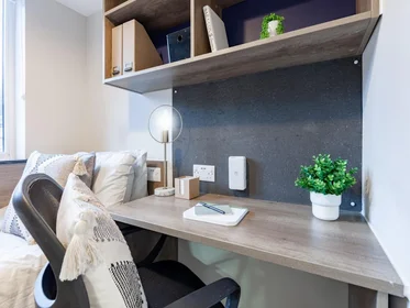 Quarto privado em residência em Meanwood Rd, Leeds LS7 2DZ, United Kingdom, imagem 4 de 28