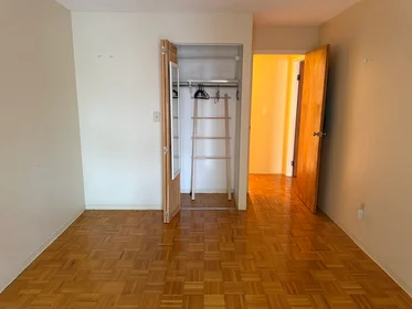 Logement entier en résidence à 1580, Massachusetts Ave., Unit 3E, Harvard Square, Cambridge, MA, 02138, image 3 de 24