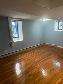 Gesamte Unterkunft im Wohnheim in der 57, Brighton Ave., Unit B, Allston, Boston, MA, 02134, bild 6 von 17