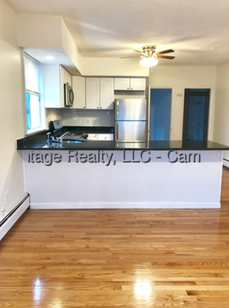 73, 5th, Unit 1, East Cambridge, Cambridge, MA, 02141