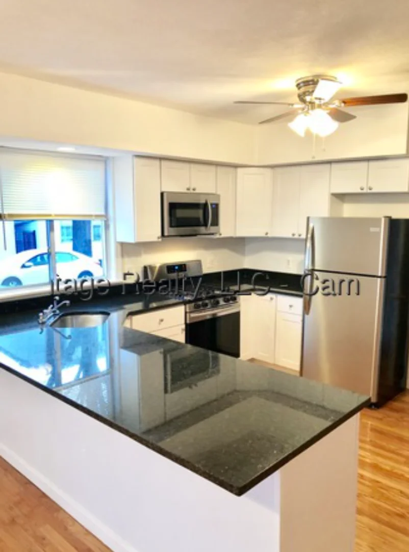 73, 5th, Unit 1, East Cambridge, Cambridge, MA, 02141