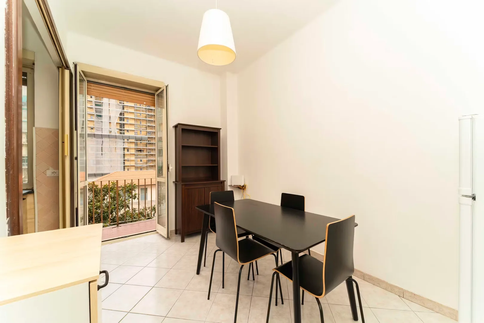 Budget-friendly student room close to campus in 