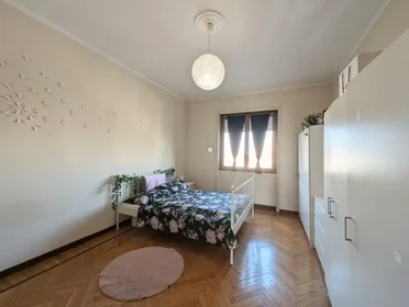 Quarto privado em Piazzale Lagosta, Isola, imagem 1 de 10