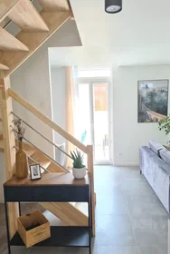 Entire apartment at Rue des Maçons, 8th Arrondissement, image 1 of 10