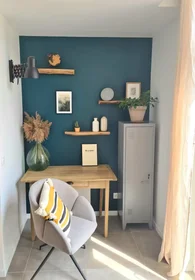 Entire apartment at Rue des Maçons, 8th Arrondissement, image 7 of 10