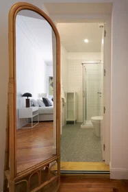 Entire apartment at Costanilla de los Ángeles, Palacio, image 6 of 10