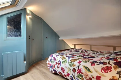 Entire apartment at Rue Guisarde, 6th Arrondissement, image 2 of 10