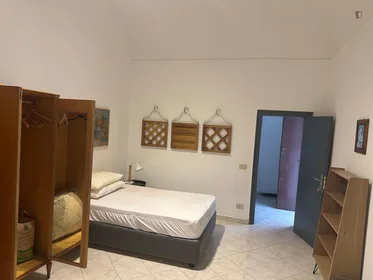 Quarto privado em Via Emerico Amari, imagem 3 de 13