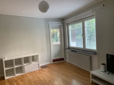 Logement entier à Tegelbruksvägen 5, image 4 de 13