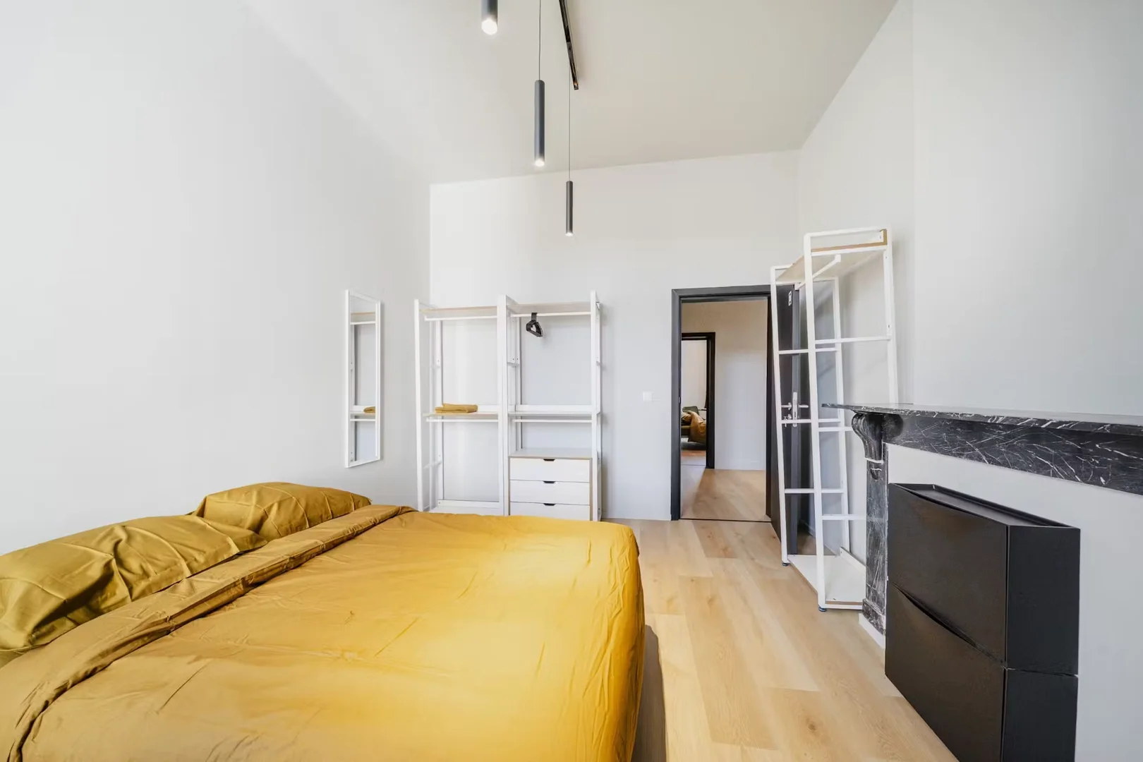 Funktionelles Studentenzimmer perfekt zum Studieren in 