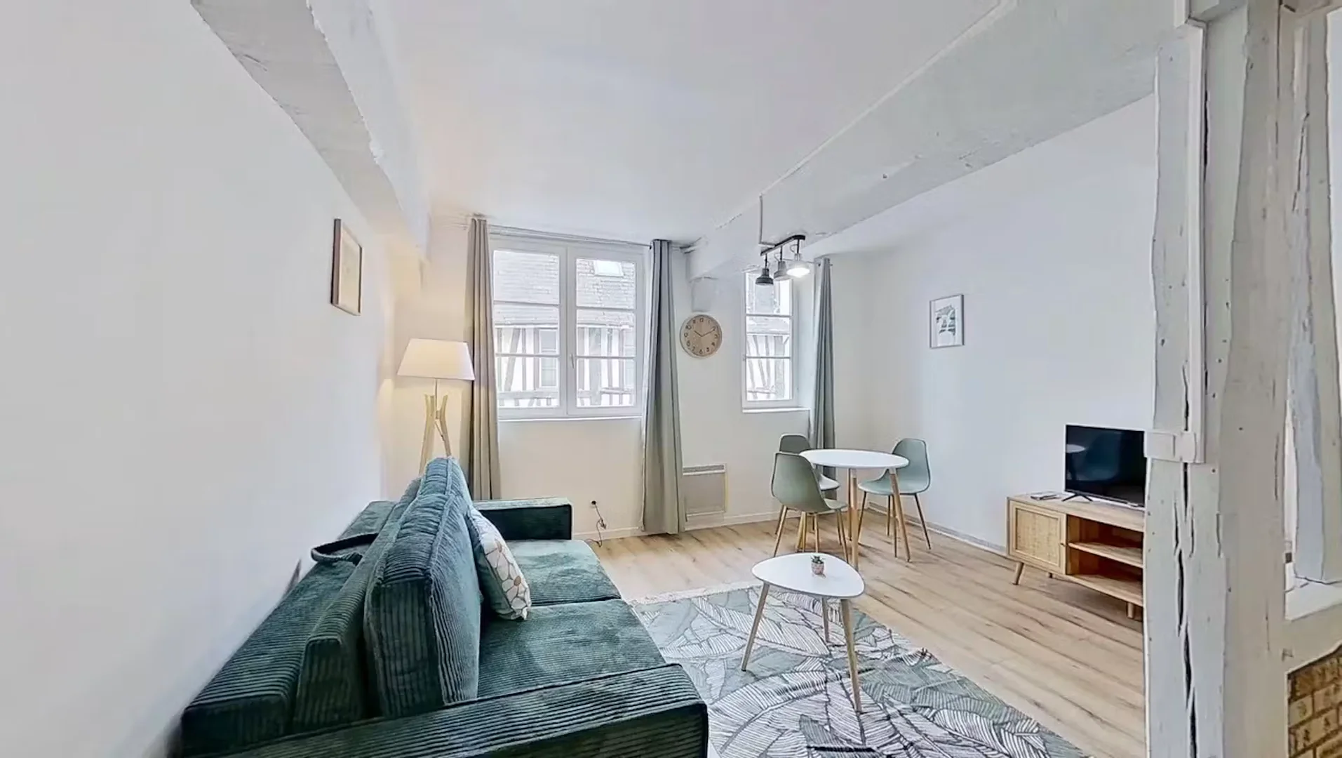 Rue Saint-Hilaire, St.-Marc/Crx. de Pierre/St.-Nicaise
