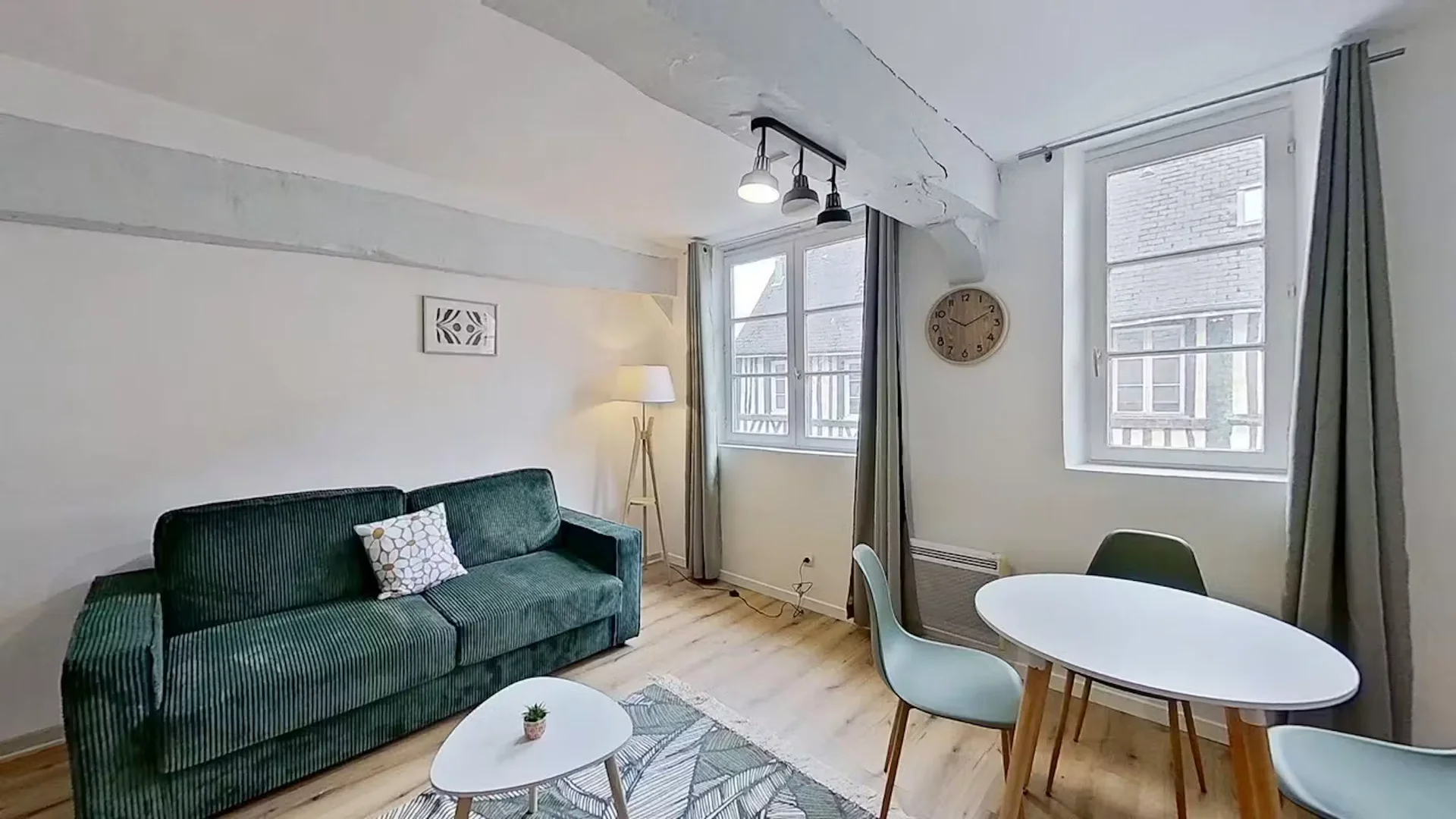 Rue Saint-Hilaire, St.-Marc/Crx. de Pierre/St.-Nicaise