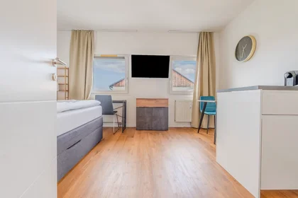 {area} de tamamen mobilyalı daire