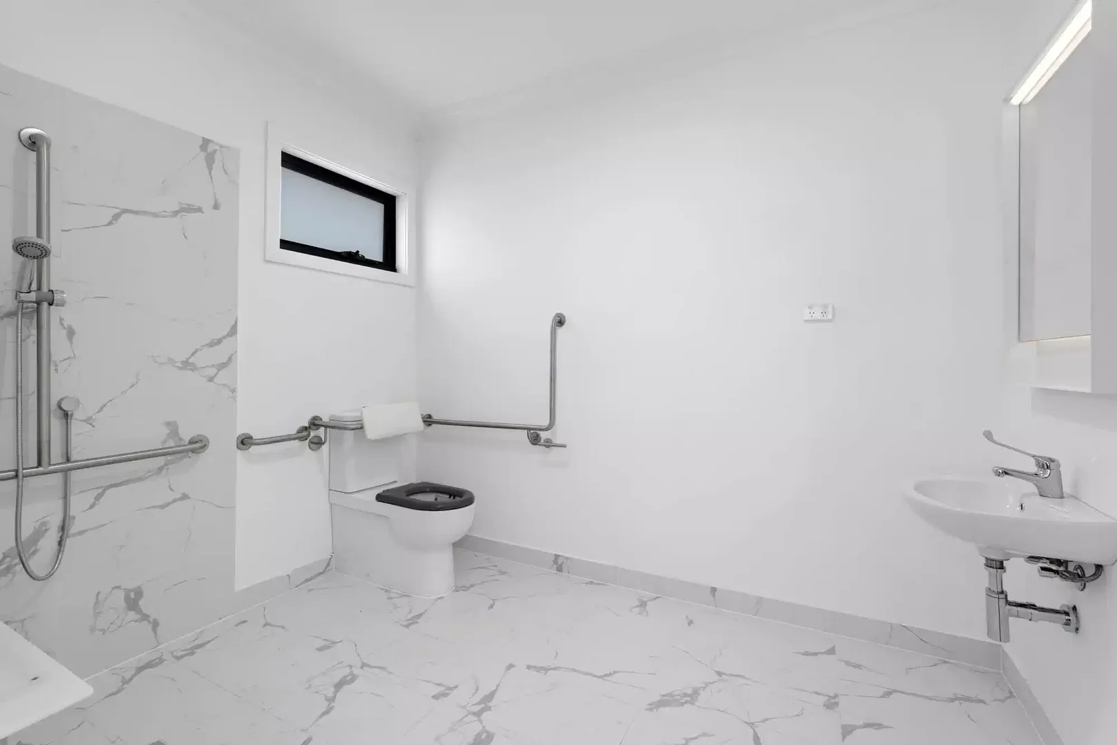 Habitación en apartamento estudiantil en alquiler en , completamente amueblado