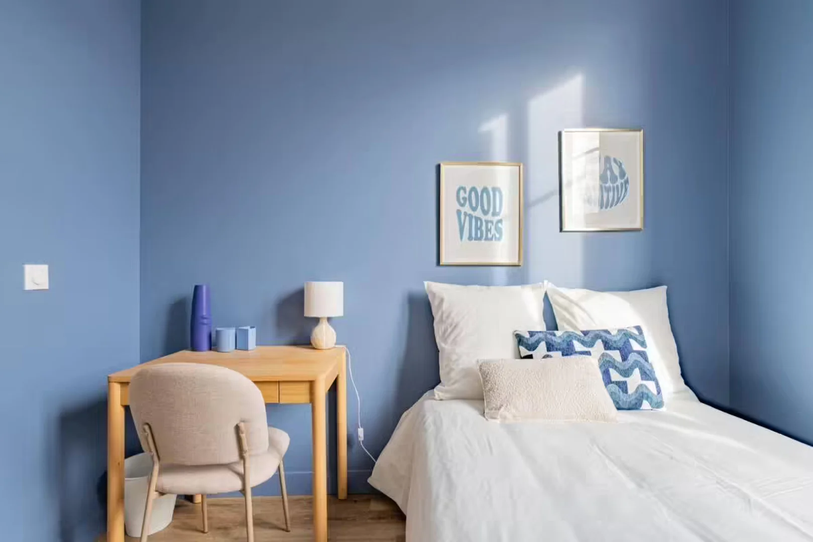 Chambre d'étudiant confortable et spacieuse dans 