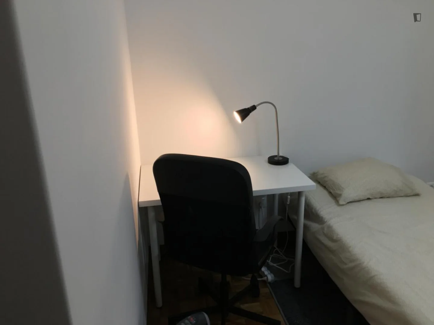 Przyjazny dla studentów pokój w  z nowoczesnymi udogodnieniami