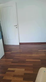 Özel oda konumu Corso Sardegna, 115 R/18, 16143 Genova GE, Italy, 1 3 görüntüsü