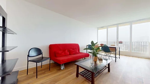 Habitación privada en 10 Bd Hérold, 92000 Nanterre, France, imagen 1 de 30