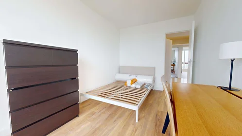 Habitación privada en 10 Bd Hérold, 92000 Nanterre, France, imagen 4 de 30