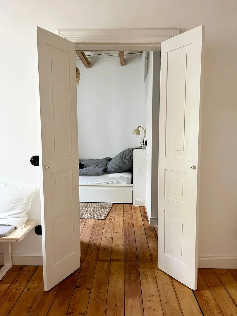 Habitación acogedora para estudiantes disponible en 