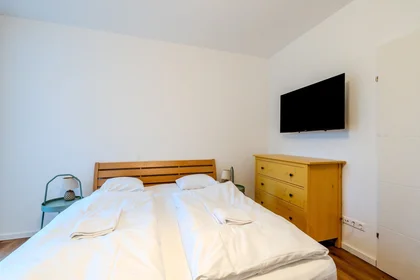 Private room at Neubaugasse, image 10 of 17