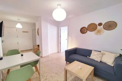 Shared room at Francisco de Paula Valladar Serrano, 3, esc. 0 0º 2, image 12 of 17