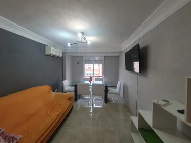 Habitación compartida en Calle de Guardamar, 6, 5º B, imagen 19 de 21