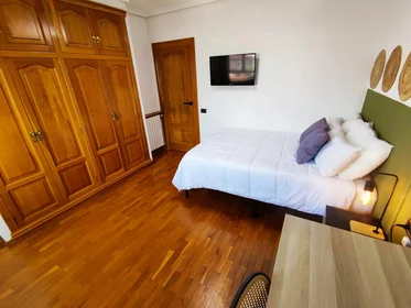 Chambre partagée à Carrer d'Enmig, 91, esc. 0 3º 3 7, image 27 de 49