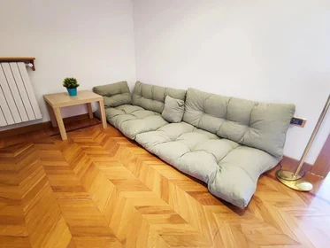Chambre partagée à Carrer d'Enmig, 91, esc. 0 3º 3 7, image 31 de 49